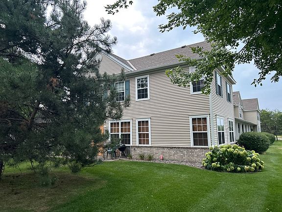 5th image of 11364 Aberdeen Cir NE Unit F
