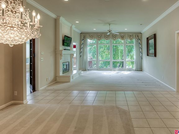 3rd image of 1707 N 132nd Avenue Cir