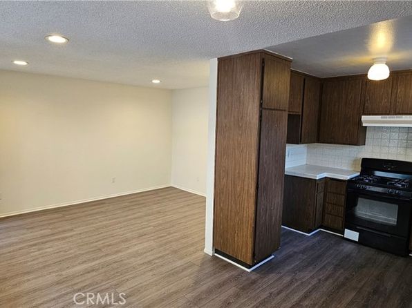 614 S Lake St APT C