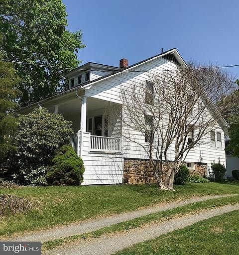 1st image of 107 S Saint Paul St