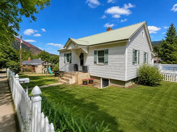 515 11th St, Glenwood Springs, CO 81601