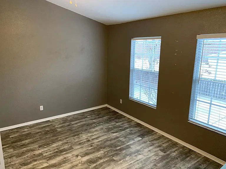 634 Green Valley Rd #G5 — Photo 9