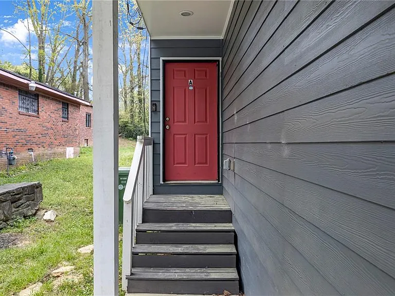 1948 Detroit Ave NW #B — Photo 3