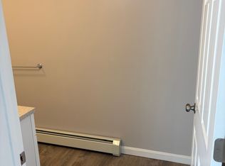 7 Robinson St #1, Webster, MA 01570