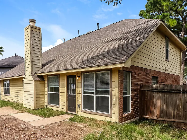 6207 Hampton Oak Ct — Photo 17