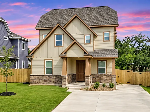 309 Fairway Dr #B, Bryan, TX 77801