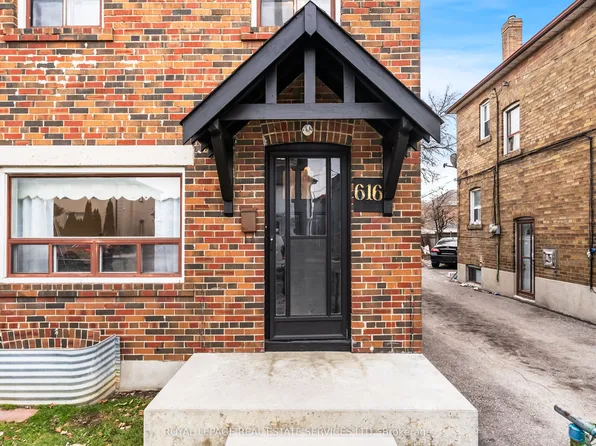 616 Old Weston Rd, Toronto, ON M6N 3B3