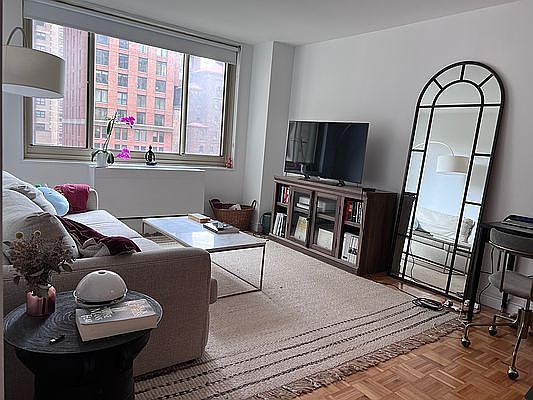 1st image of 30 W 63rd St APT 12A
