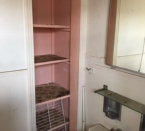 3rd image of 162 Colleen Dr
