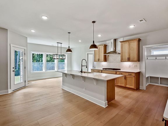 6th image of this home