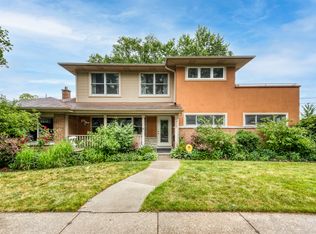 8209 Springfield Ave, Skokie, IL 60076