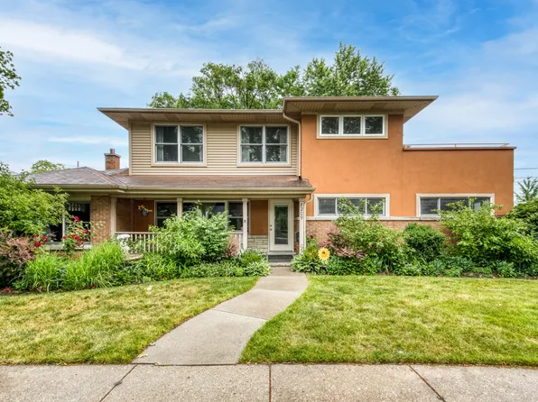 8209 Springfield Ave, Skokie, IL 60076