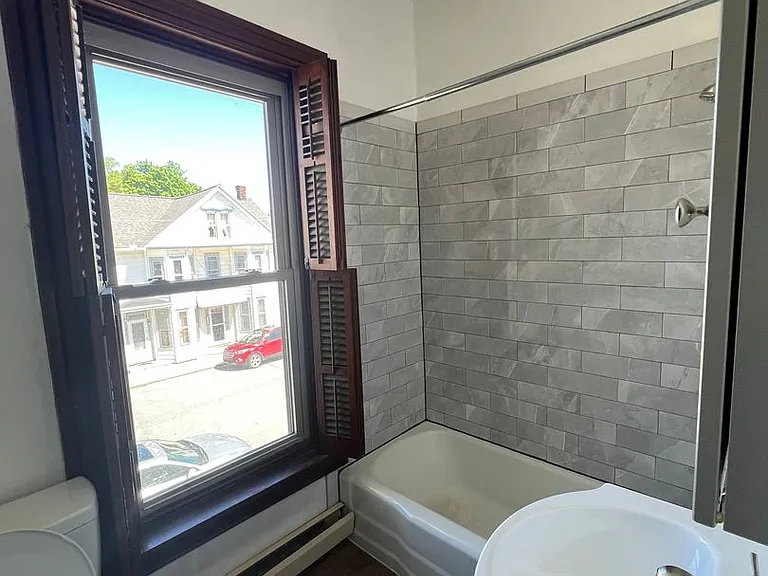 200 Walnut St — Photo 10