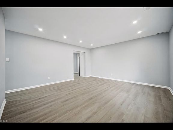 2nd image of 5761 N Ottawa Rd