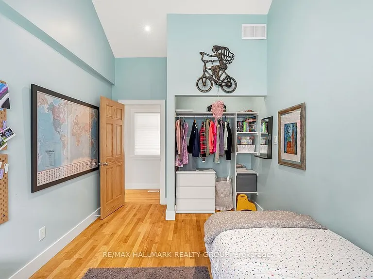23 Newton St — Photo 34