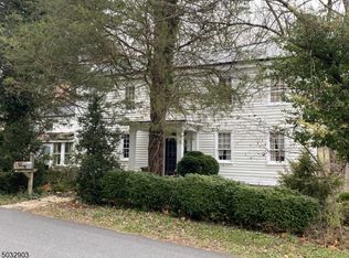 130 Red Mill Rd, Glen Gardner, NJ 08826