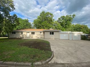 615 Merrill St SW, Hutchinson, MN 55350