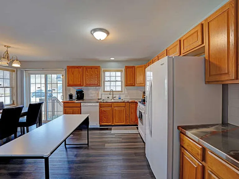 110 Fox Dale Rd — Photo 26