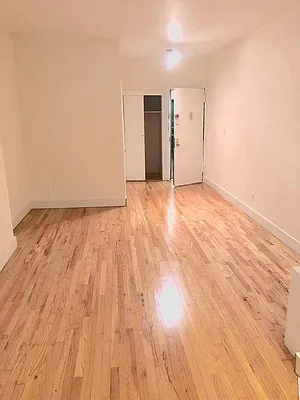 Rented by ALTER REALTY CO INC | media 12