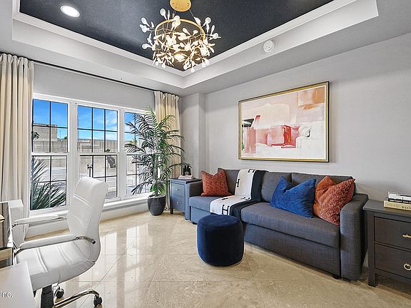 4th image of 400 E BAY Street #105
