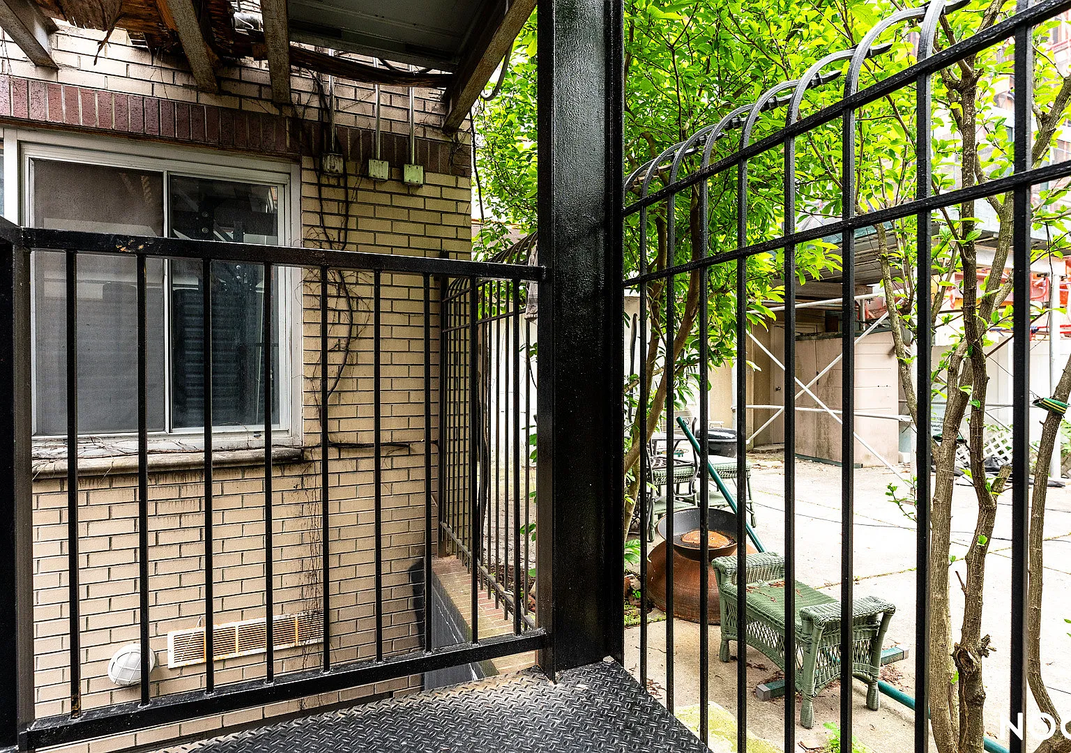 241 Manhattan Avenue — Photo 4