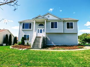 1638 Gander Hill Dr, Holt, MI