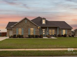 9573 Camberwell Dr, Daphne, AL 36526