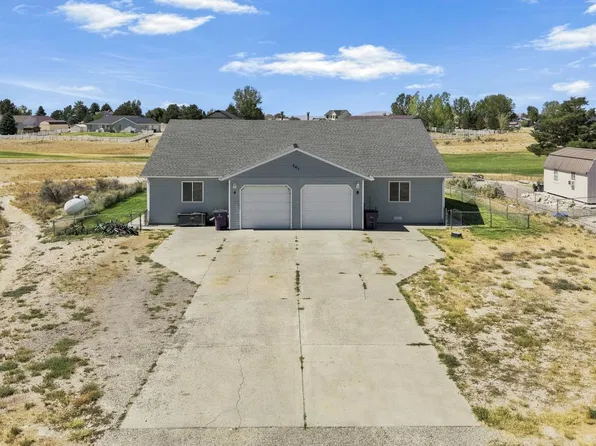 341 Parkchester Dr, Spring Creek, NV 89815