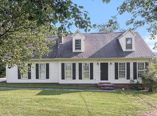 529 Valleyview Dr, Winder, GA 30680