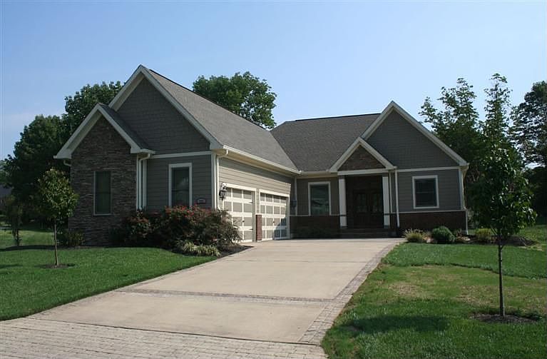 1st image of 725 Keeneland Green Dr