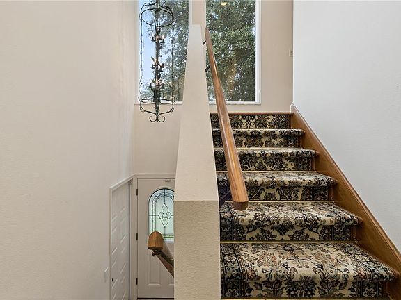 4th image of 75 Sunset View Dr #75
