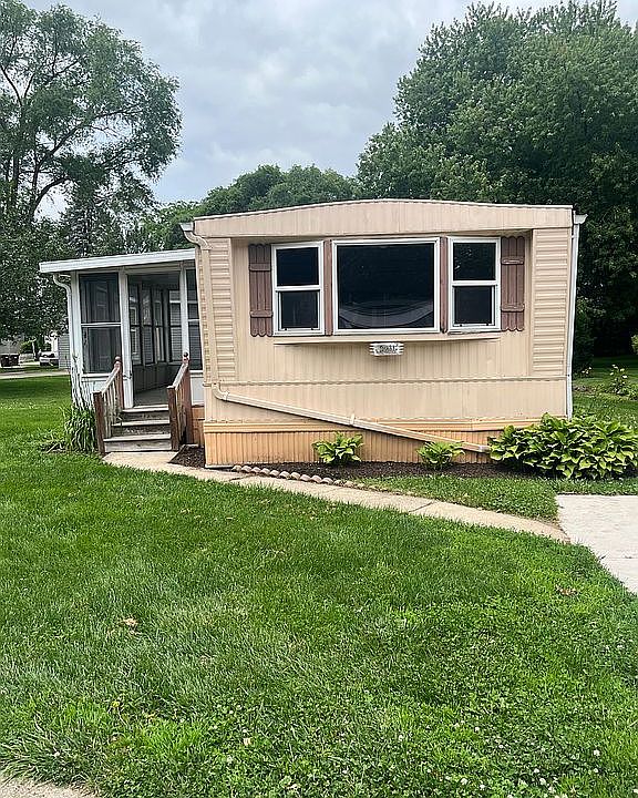 1st image of 3911 Hemlock Ct