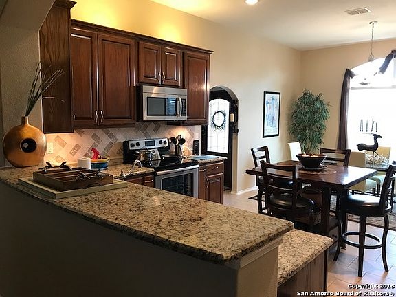 4th image of 186 Briarwood Cir
