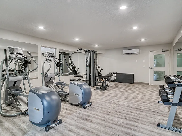 73 Skyview Point Cres NE — Photo 120