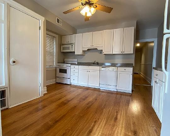 5th image of 1137 W Lill Ave APT 2W