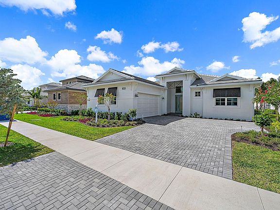 4th image of 13609 Le Christine Drive