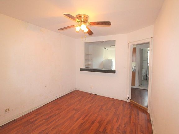 5th image of 236 Sackett St APT 3