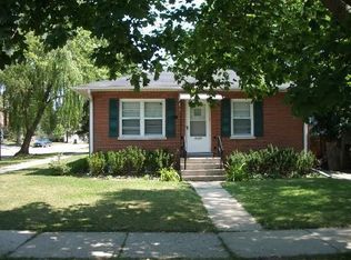 1133 N Ash St, Waukegan, IL 60085
