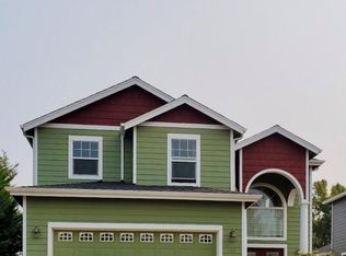512 E Nerton St, Talent, OR 97540