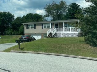 47 Waterfront Dr, Hanover, PA 17331