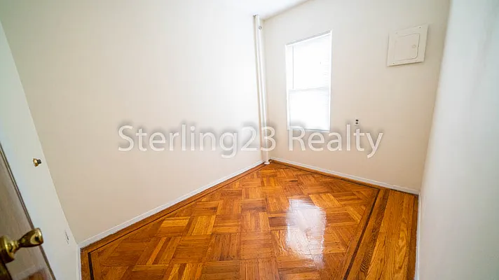 Rented by Sterling Realty Solution Inc | media 30