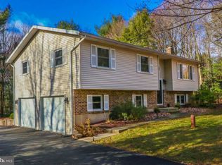 150 Horseshoe Dr, Palmerton, PA