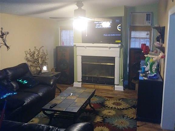 2nd image of 96 Echols Dr