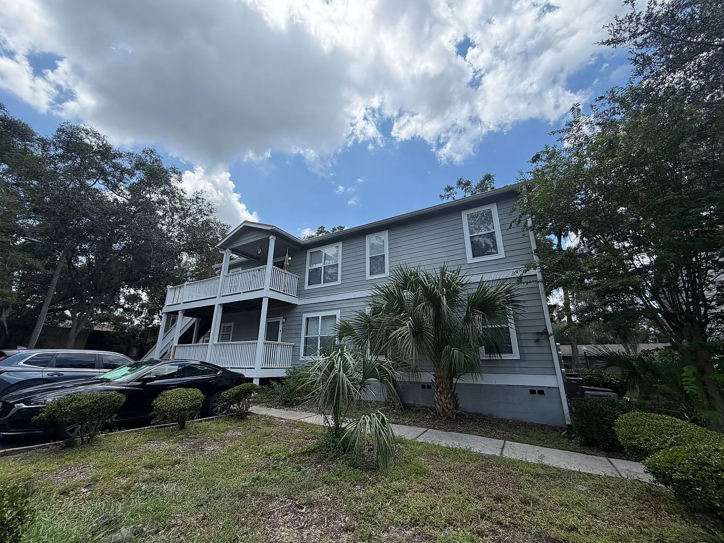 2 Bed and 2 bath close to UF — Photo 2