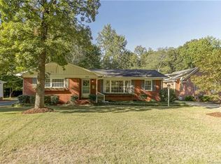 806 Camborne Pl, Charlotte, NC 28210