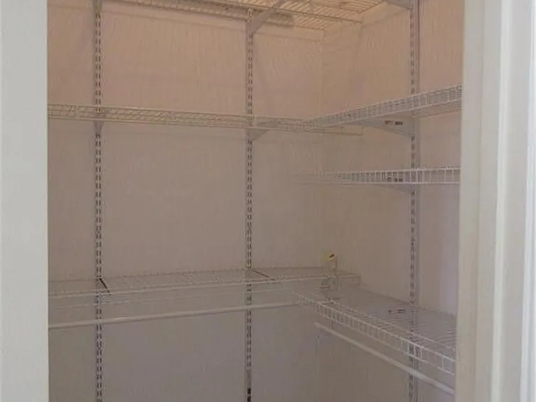 110 Foundry Ct — Photo 20