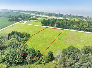 Rustic Oak Dr #14, Luxemburg, WI 54217