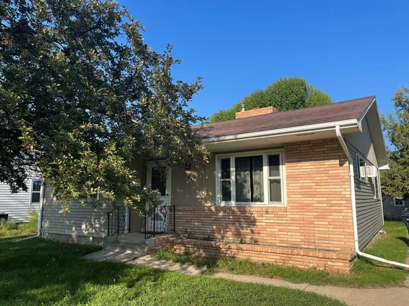 207 20th St S, Benson, MN 56215