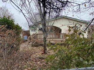 1516 N Grady Rd, Greenacres, WA 99016