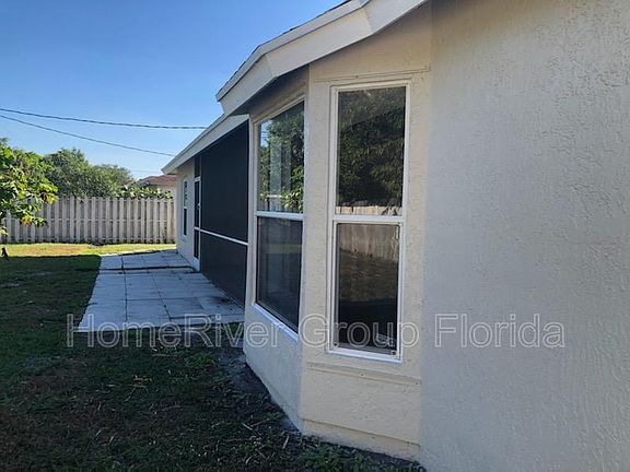 3rd image of 2165 SW Monterrey Ln